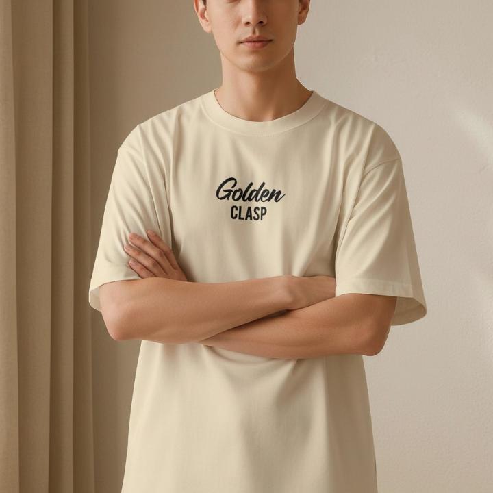 Golden Clasp Oversized Sunday Graphic Tee